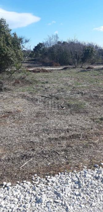 Istra, Pula, Građevinska parcela 1000 m2