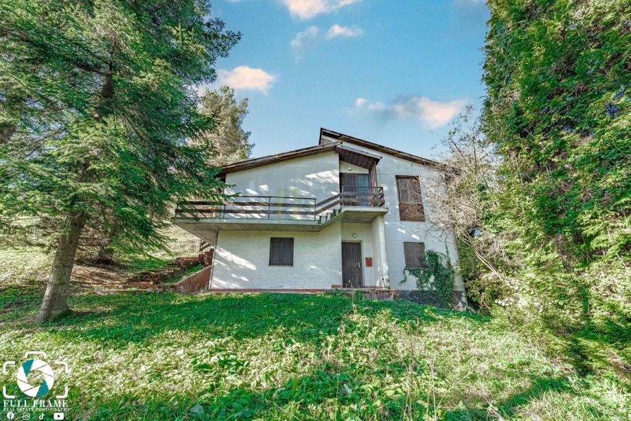 JAGNJIĆ DOL - Kuća 150 m2 + parcela 3035 m2 (prodaja)