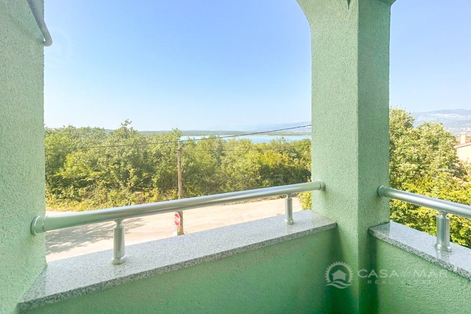 Jednosoban apartman sa pogledom na more, 200 metara od mora! (prodaja)