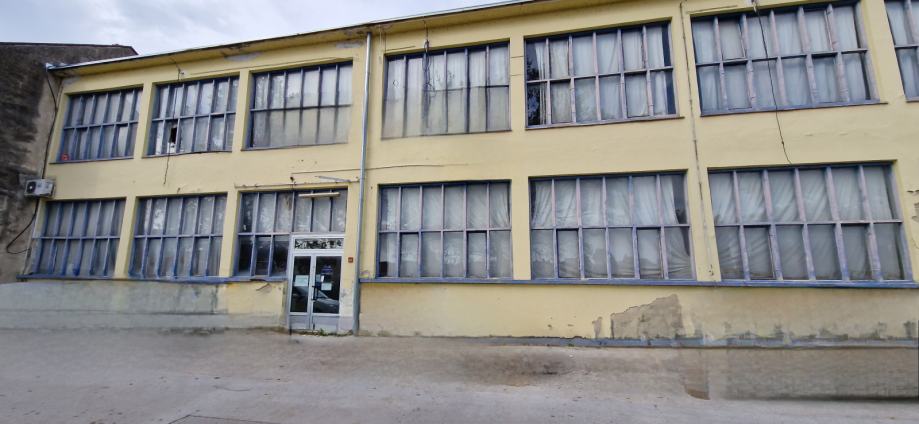 Karlovac, Obala Franje Račkog, poslovna zgrada 1084 m2 (prodaja)