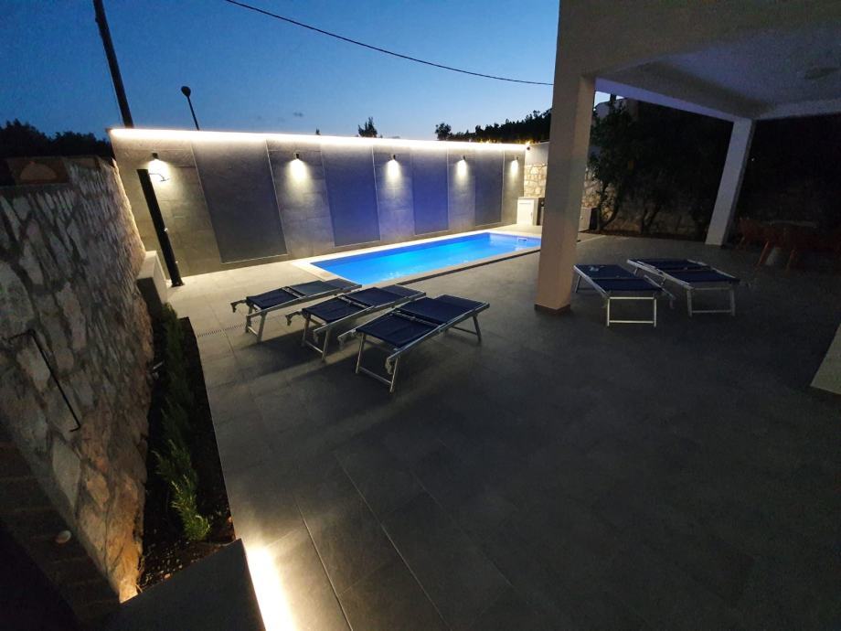 Kuća sa bazenom: Cavtat, višekatnica, 223.00 m2 (prodaja)