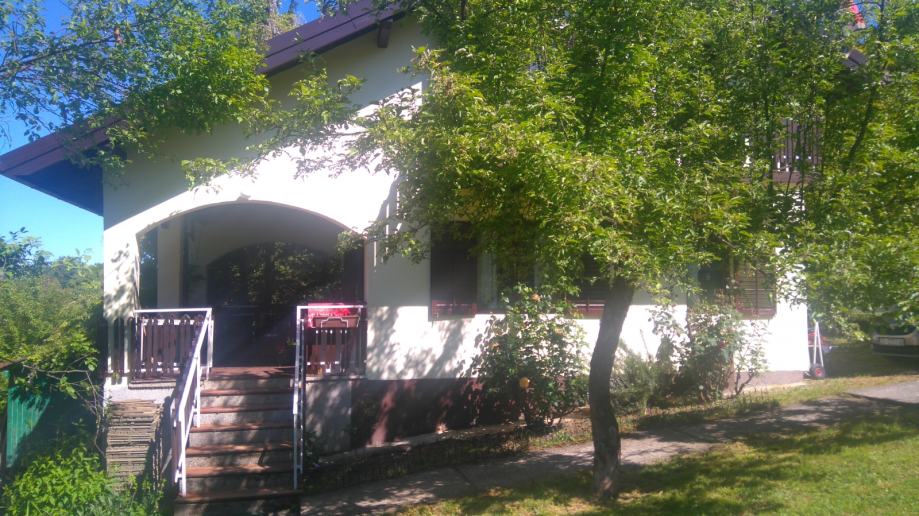 Kuća u blizini Novog Zagreba, katnica, za stanovanje ili vikendicu (prodaja)