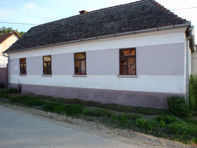 Kuća: Brestovac, prizemnica 100 m2 (prodaja)