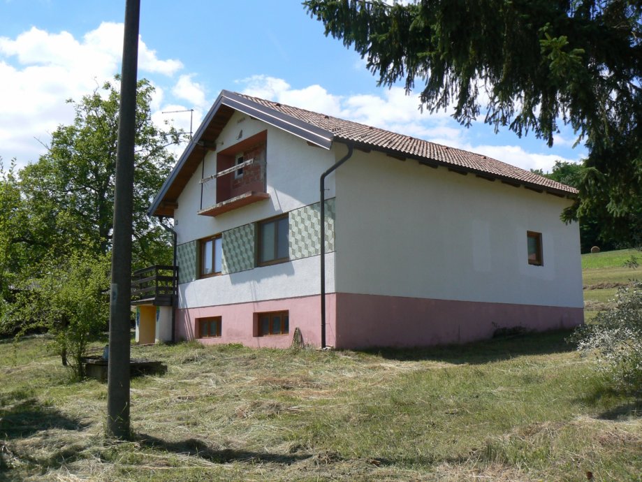 Kuća Međimurje u zelenom okruženju u blizino toplica Sv. Martin (prodaja)