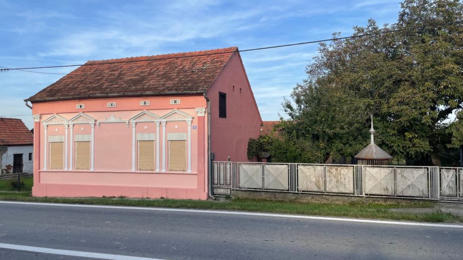 Prodaje se kuća u Novoj Bukovici (prodaja)