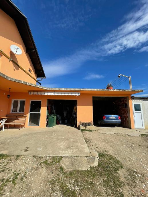 Kuća Čret Posavski, 300.00 m2 (prodaja)