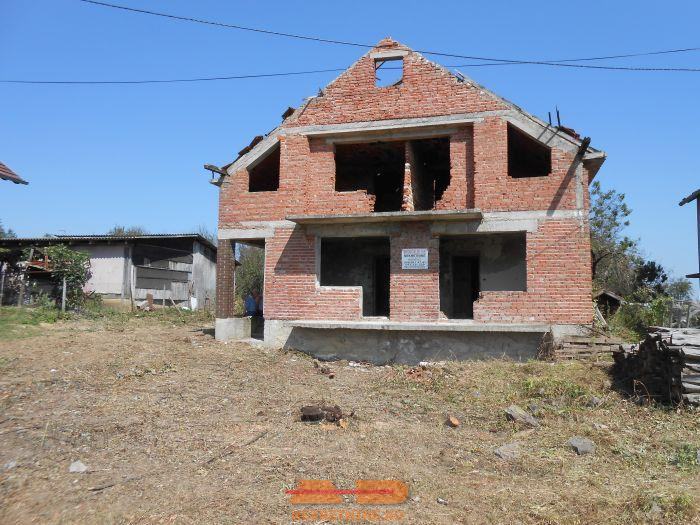 Kuća: Daruvar (Batinjani), oštećena kuća sa okućnicom! (prodaja)