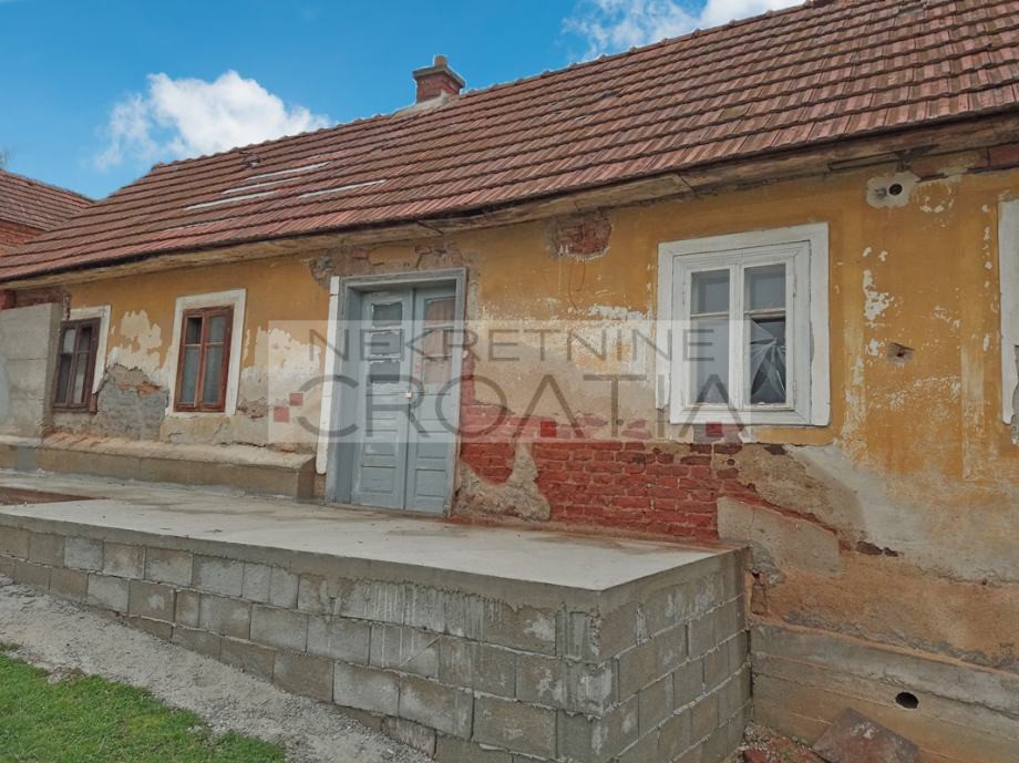 Kuća: Donje Ladanje, 150.00 m2 (prodaja)