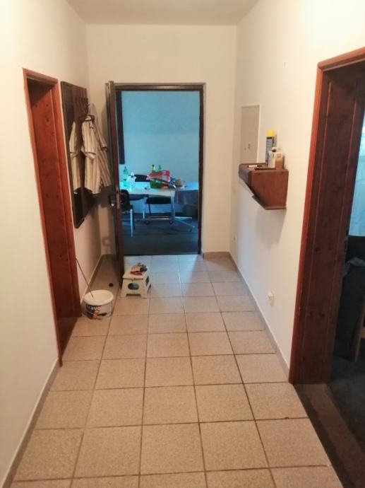 POVOLJNO!! Kuća Donji Andrijevci, 218.81 m2 (prodaja)