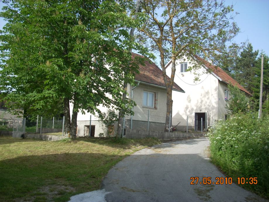 Kuća Plitvička jezera, Gornji Babin Potok,180.00 m2 102.000m² zemlje