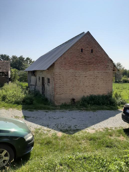 Kuća i gospodarski objekti Gornja Kovačica, zemljište 23.406 m2 (prodaja)