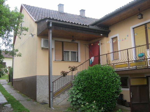 Kuća: Gromačnik, prizemnica 110 m2, cijena po dogovoru (prodaja)