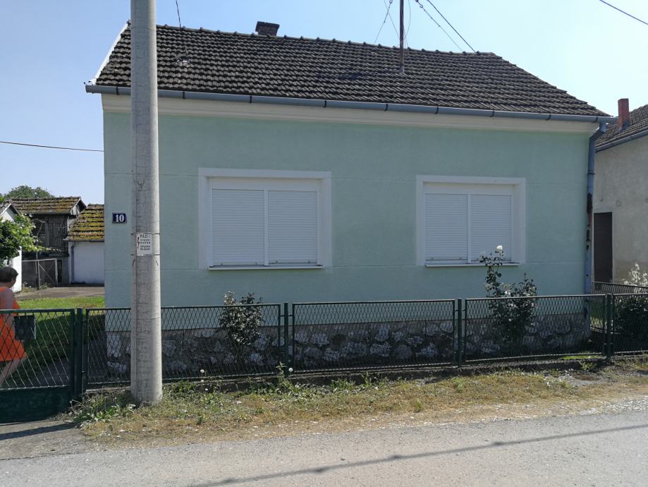 Kuća: Gunja, prizemnica, 108.00 m2 (prodaja)