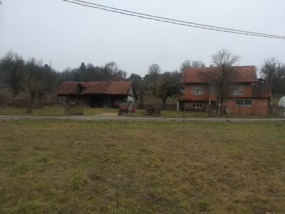 Kuća Gusakovec, 90.00 m2 + 2 DVORIŠNE ZGRADE + GARAŽA ! (prodaja)