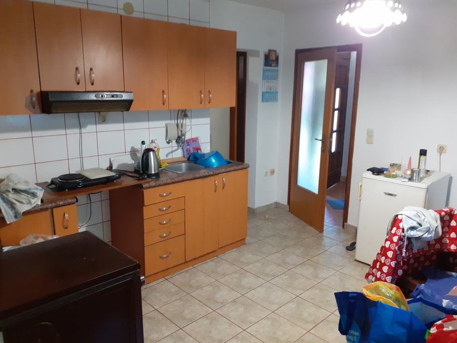 Kuća Jezero Posavsko, 100.00 m2 (prodaja)