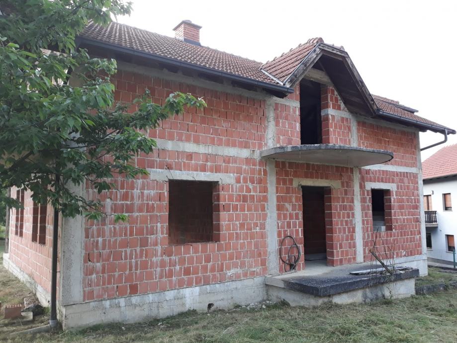 Kuća:Krapinske Toplice, Klokovec, Visoka prizemnica, 450 m2 (prodaja)