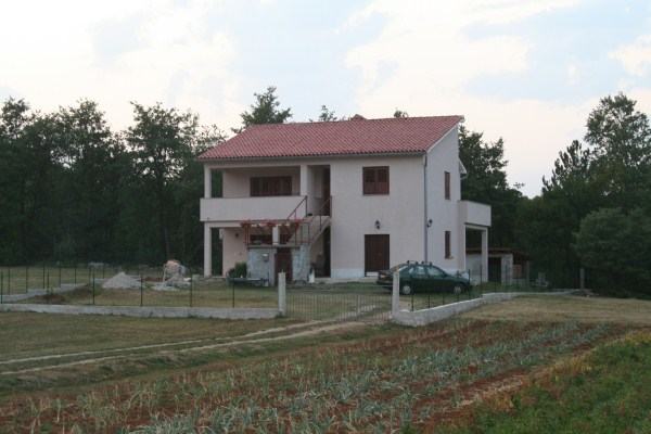 Hitno se prodaje obiteljska kuca u Istri!! (prodaja)