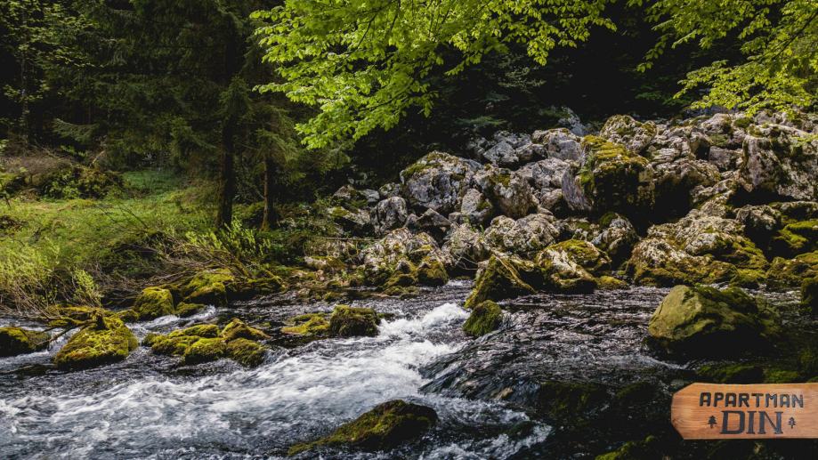 Kuća Lička Jesenica, katnica, 55.00 m2 (prodaja)