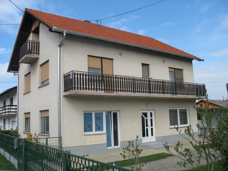 Kuća: Čakovec - Mačkovec , katnica 200 m2 (prodaja)