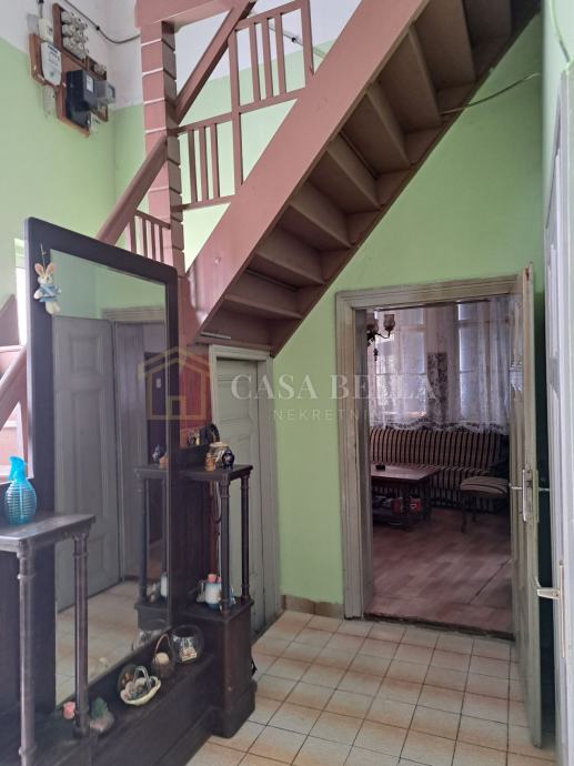 SNIŽENO!!! Kuća u samom centru Valpova, površine165 m2 (prodaja)