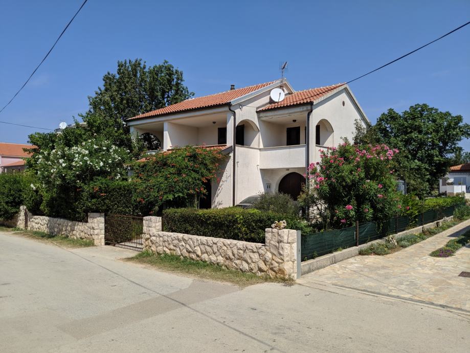 Vila u Škrapavcu blizu mora (prodaja)