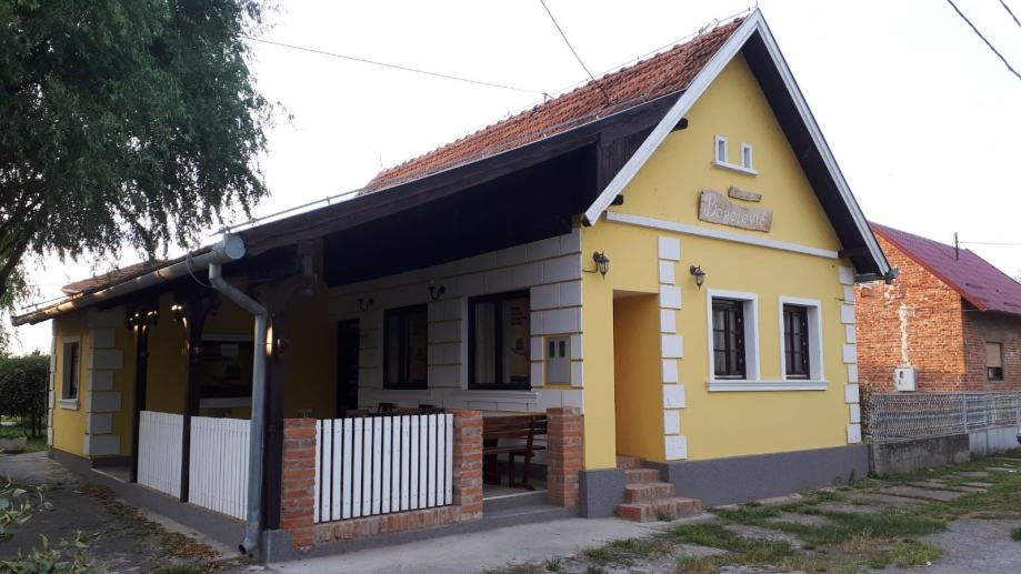 Kuća Slavonske Bare, visoka prizemnica, 250.00 m2 (prodaja)