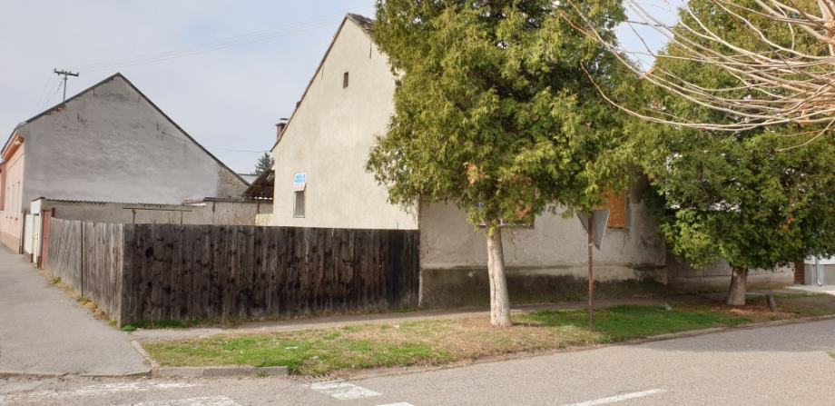 Kuća: Slavonski Brod, 90 m2, vlasnistvo 1/1, samo 28.000eur. PRILIKA (prodaja)