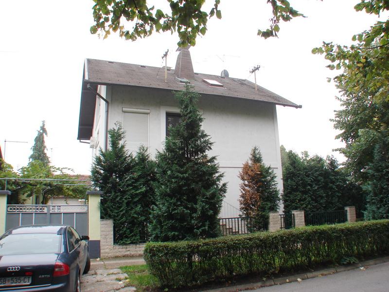 Kuća: Slavonski Brod, katnica 300.00 m2 (prodaja)