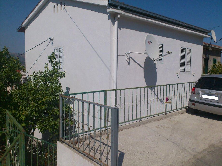 Kuća: Trogir, katnica 85 m2 (prodaja)