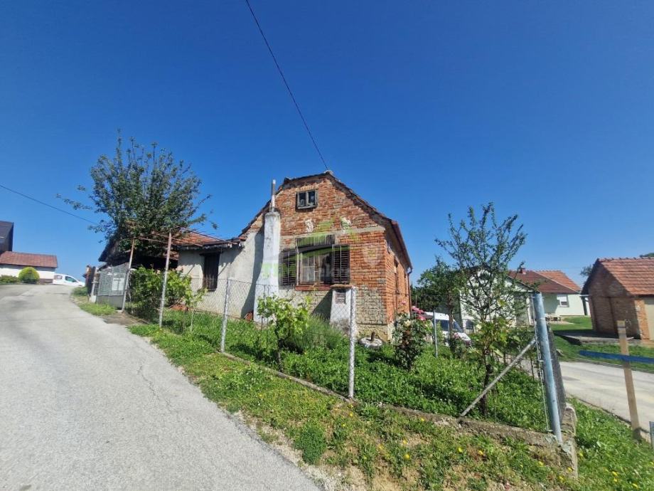 Kuća visoka prizemnica nadomak centra Ivanca! (prodaja)