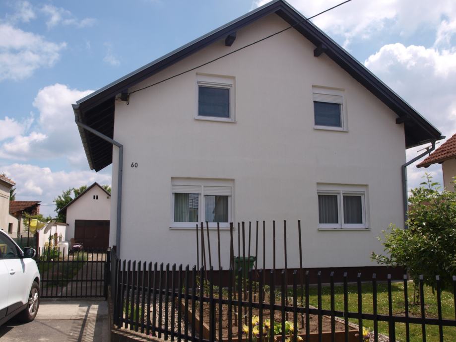 Kuća: Vukovar, 220.00 m2 (prodaja)