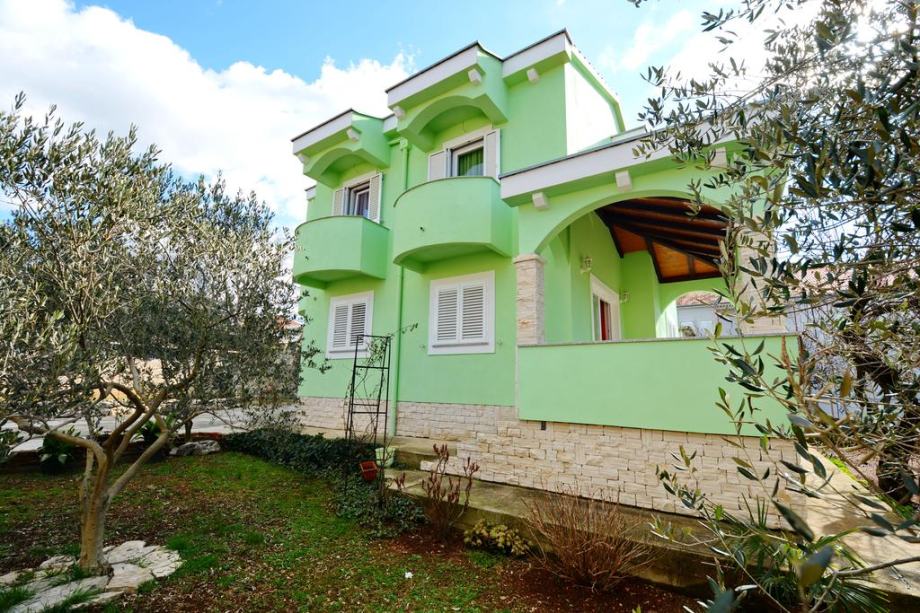 Kuća: Zadar, katnica, 175 m2 (prodaja)