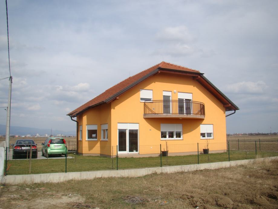 Kuća: Zagreb (Botinec), visoka prizemnica 236 m2 (prodaja)