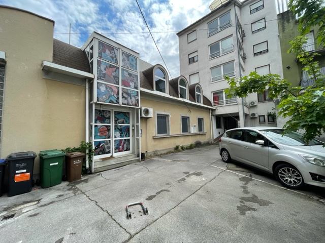 Kuća: Zagreb (Maksimir) kod KVATERNIKOVOG TRGA, 102.00 m2 (prodaja)