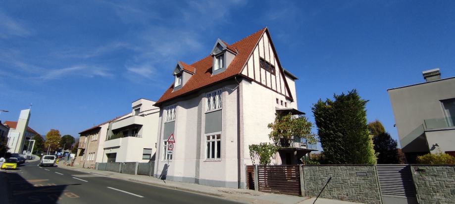 Pantovčak, vila 445.00 m² (idealna lokacija na Pantovčaku) vl.1/1 (prodaja)