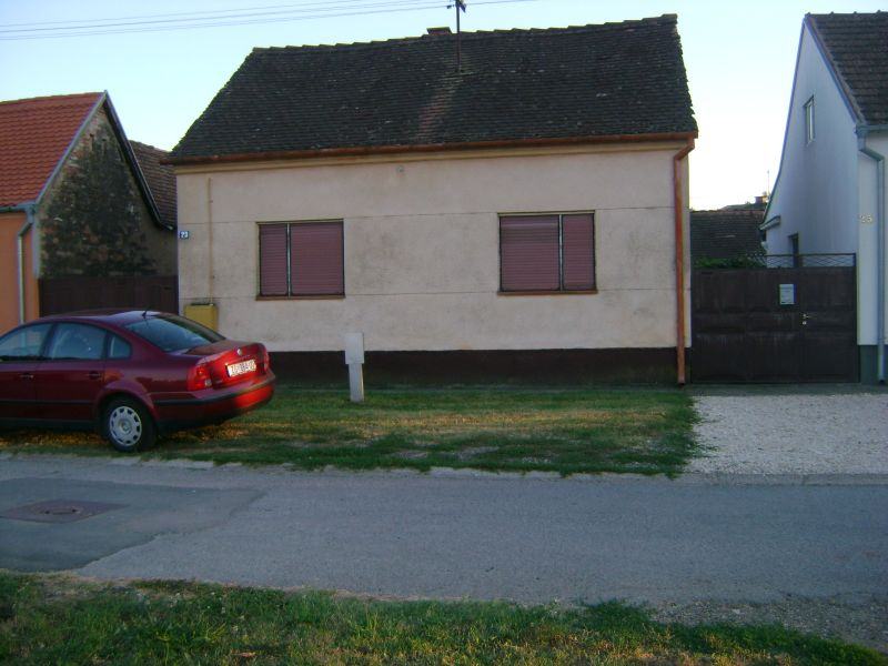 Kuća: Županja, prizemnica 80 m2 (prodaja)