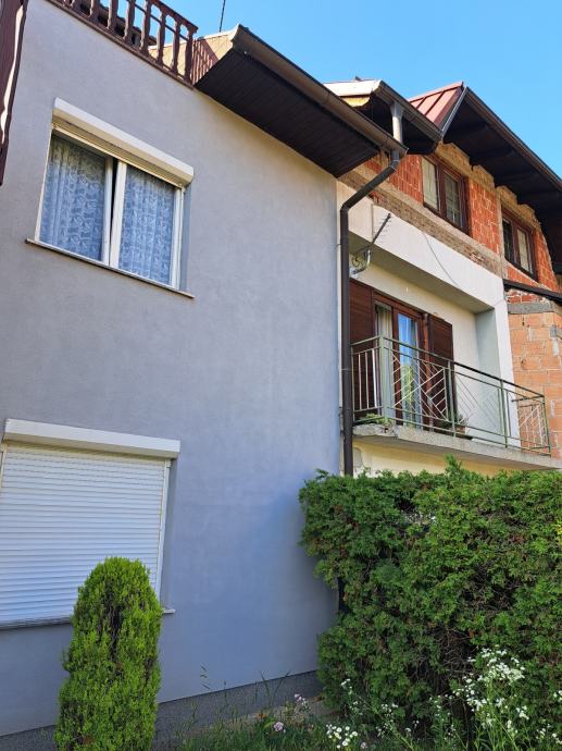 MAKSIMIR – kuća s 3 stana, 250m2 (prodaja)