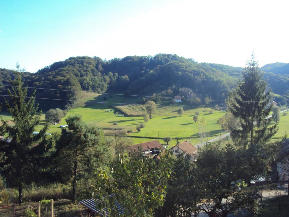 Krapinske Toplice 2km Mala Erpenja vikendica uz šumu, krasan pogled