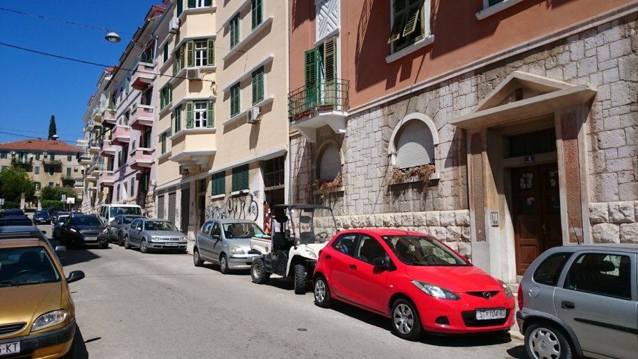 MANUŠ,TOLSTOJEVA 84.00 m2 , parkirno mjesto (prodaja)