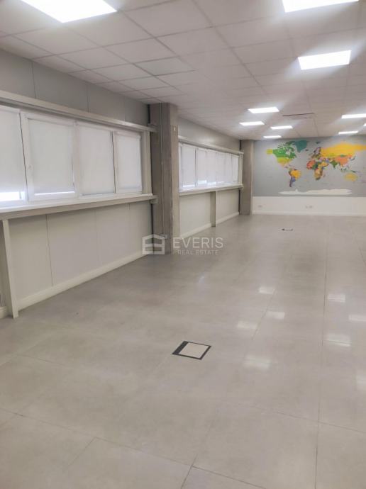 Matulji, poslovni prostor 325 m2 u radnoj zoni, zakup (iznajmljivanje)