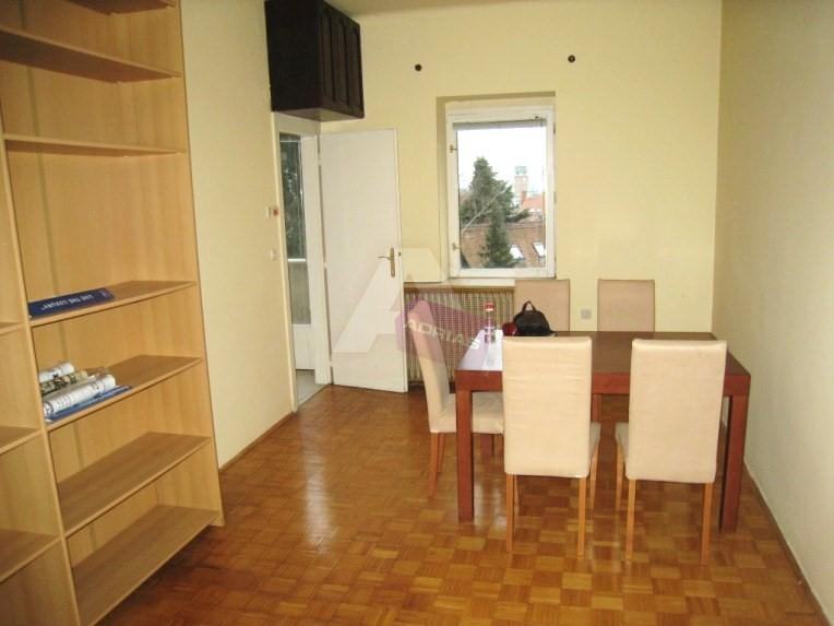 NAJAMZAGREBCENTARROKOVA ULICAKUĆARENT A HOUSE IN ZAGREB