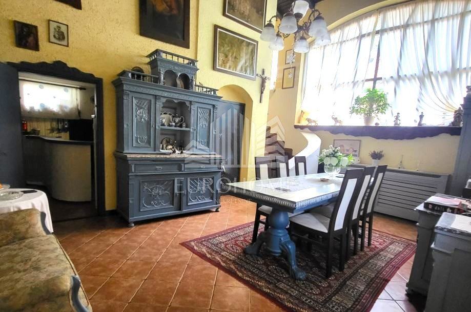 Obiteljska idila 800 €/m2, 6s, velika okućnica, Kustošija, Črnomerac (prodaja)