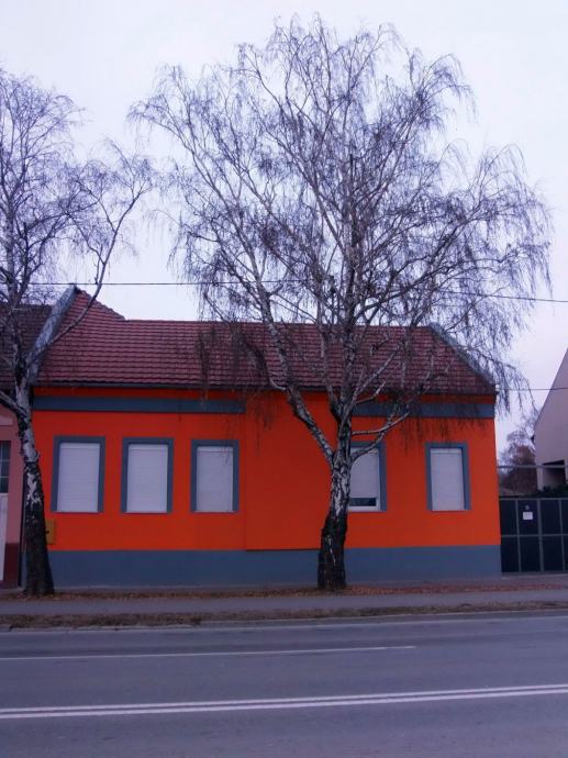 Osijek - dvokrevetna soba za studente u blizini Kampusa (iznajmljivanje)