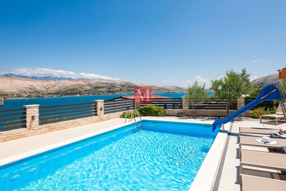 Pag-luksuzna vila s bazenom & panoramskim pogledom, 200m od mora — slika 1