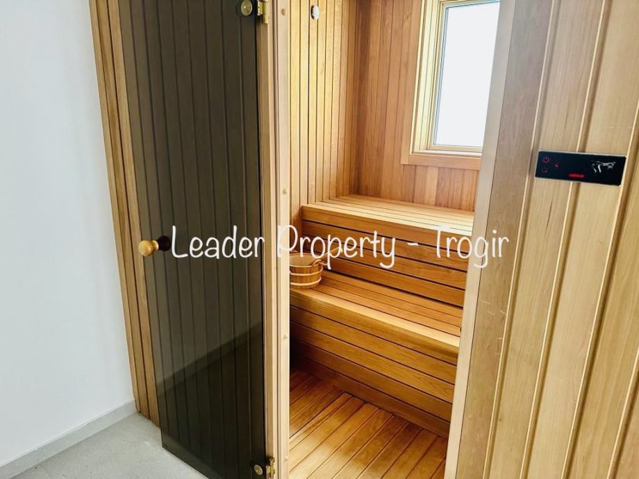 Image showcasing * PENTHOUSE IN A LUXURIOUS BUILDING * SWIMMINGPOOL / SAUNA * SEAVIEW ...