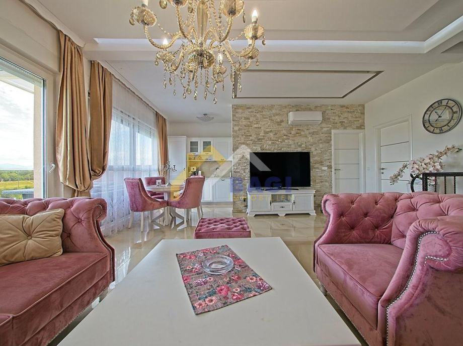 Penthouse na Kajzerici - 150 m2 (iznajmljivanje)