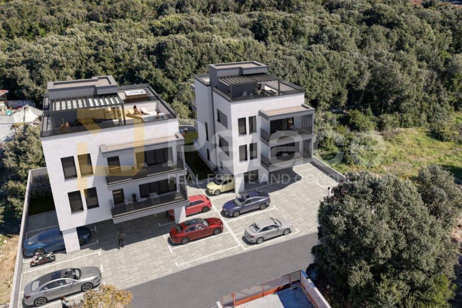 Petrčane: Penthouse s krovnom terasom i jaccuzijem, 73m2 — slika 1