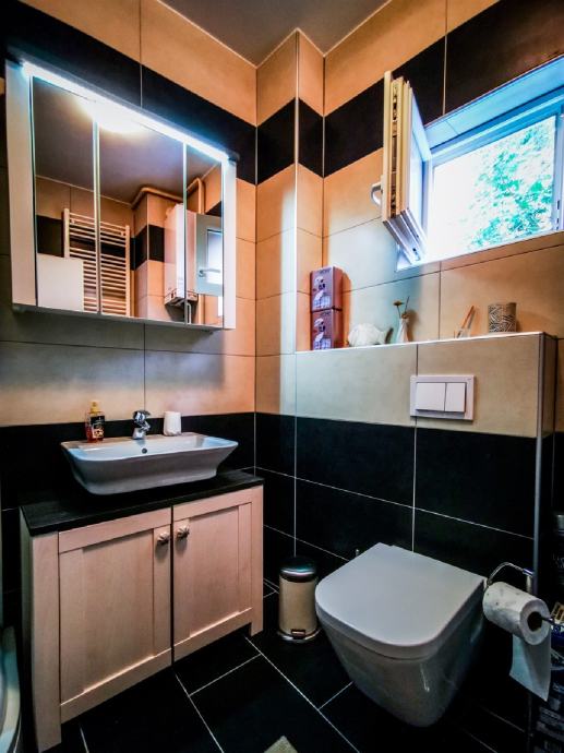 Petrova najam stana 61 m2 nov parking (iznajmljivanje)