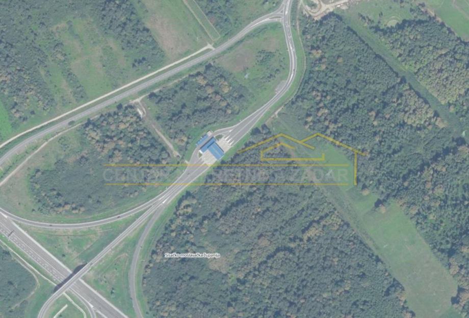 POLJOPRIVREDNO ZEMLJIŠTE 5000m2 Poljana Lekenička