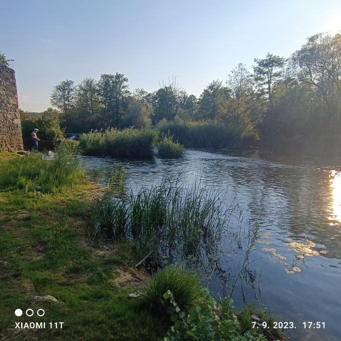 Poljoprivredno zemljište, Gornje Mrzlo Polje Mrežničko, 3000 m2